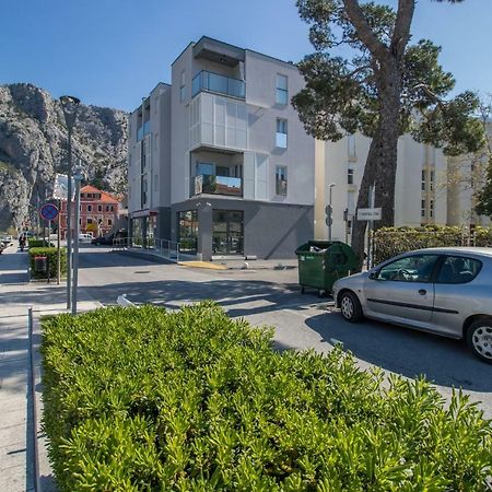 Mary Apartment Omis Exterior photo