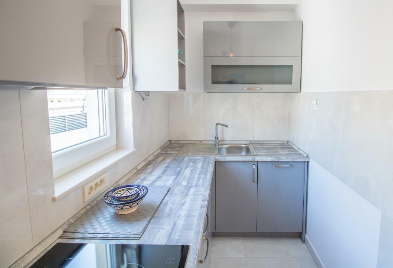 Mary Apartment Omis Exterior photo